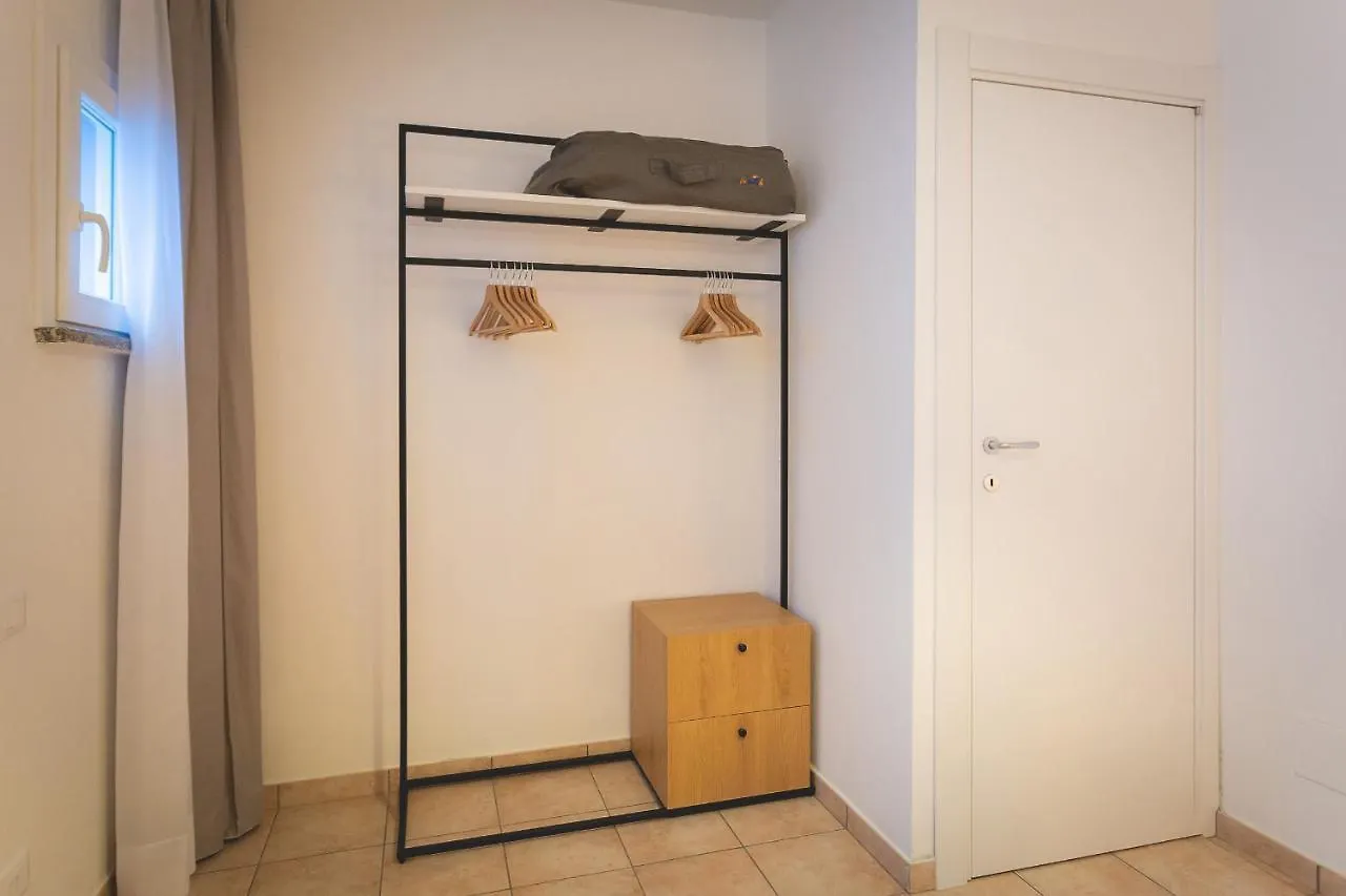 Via Siena 4 - Suites & Rooms Marina di Cecina Vakantiehuis