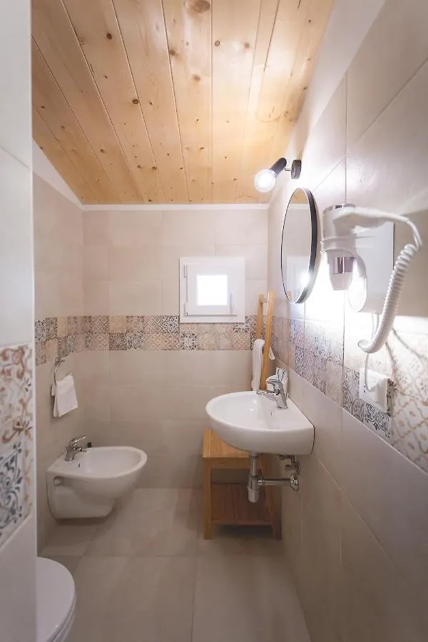 Vakantiehuis Via Siena 4 - Suites & Rooms Marina di Cecina
