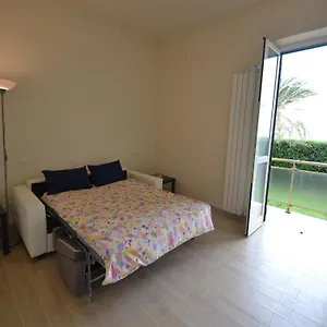 Ferienhaus Amazing Near Pet Friendly, Carrara
